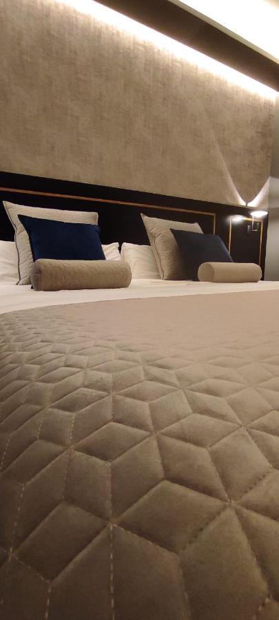 Ibiza Rooms โลโกรโญ ภายนอก รูปภาพ